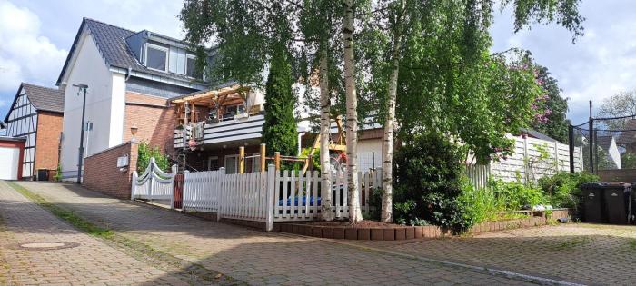 Private 1-2,5 -Zimmer-Wohnung mit Terrasse