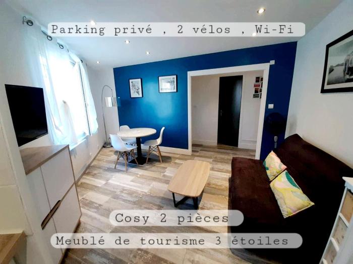 Cosy T2, Meublé de tourisme 3 étoiles, Parking fermé , 2Vélos, Wi-Fi