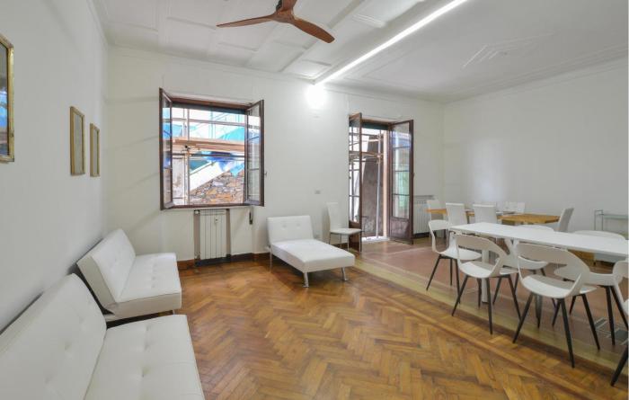 Stunning Apartment In Genova With Wifi