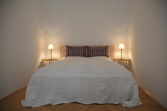 Beautiful Central Flat Top-17