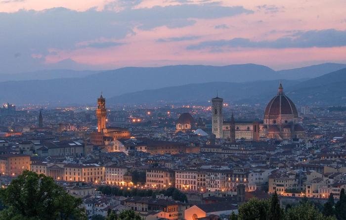 3 Bedroom Cozy Apartment In Scandicci