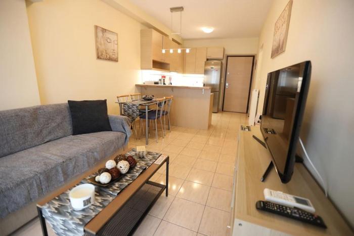 Thanos House 2 with Private Parking