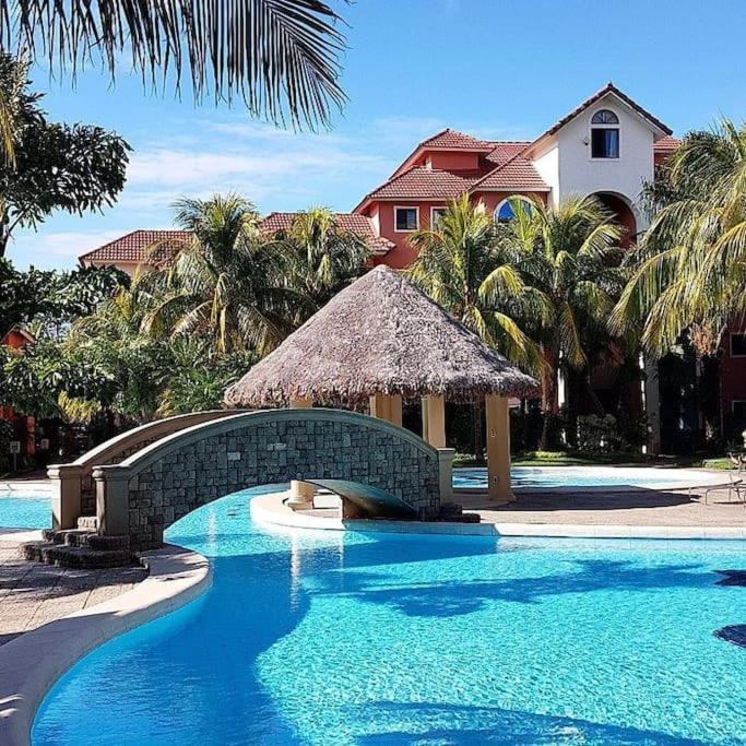 HERMOSO Dpto EN COMPLEJO BUGANVILLAS