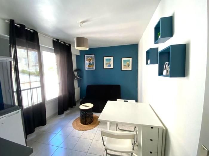 Studio cœur de ville à deux pas de la grande plage des Sables dOlonne