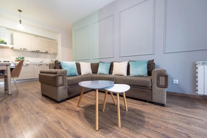 GG Home - new, cozy 2 bedroom apartment on 16th floor