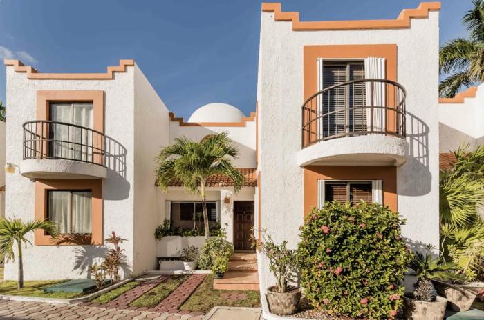 Amazing Villas at Las Cupulas