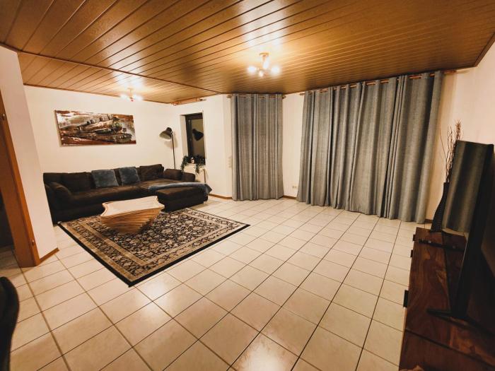 Pimp My TLA-Ramstein House