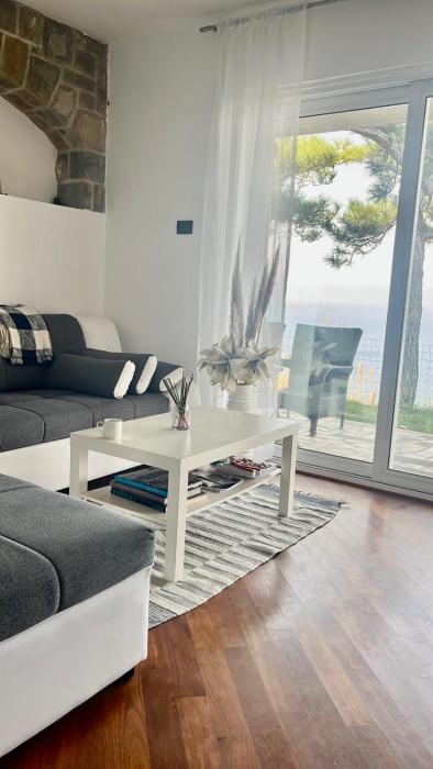 Fiesa-Piran beach house with free parking