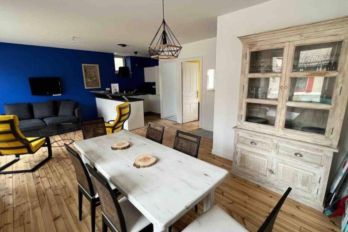 Séjour coloré et relaxant