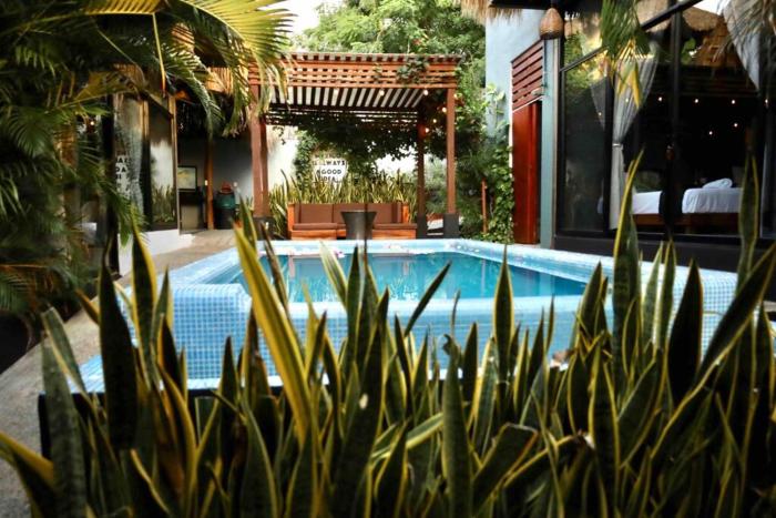 Pancho Villas. La Punta (Entire Place) 4 Villas.