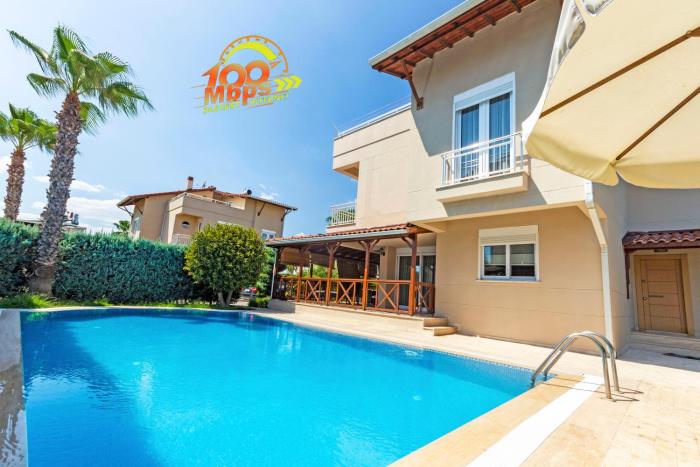 Paradise Town Villa Lucky