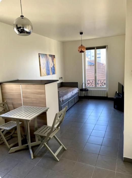 Paris Studio 5 min on foot to tube station