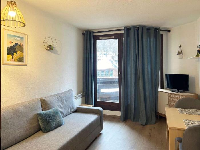 Studio central skis aux pieds, 4 pers, balcon - FR-1-322-10