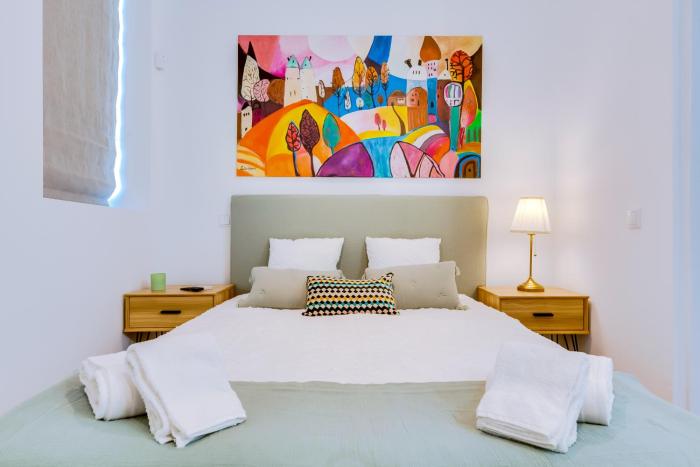 Luminosa Holidays House