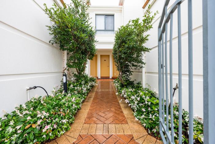 Breakers Unit 5 5 - LJHooker Yamba