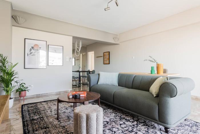 Exclusive 2BR Apartment in Alimos by UPSTREET