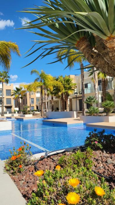 Apartamento Los Amigos, La Zenia Boulevard area, 2 bedrooms, beautiful swimming pool.