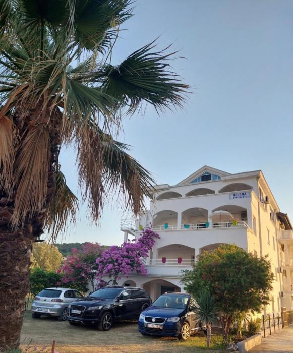 Helena Apartments
