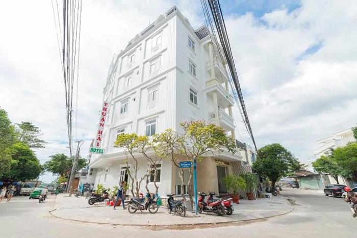 Thuận Hải Hotel PQ - by BAY LUXURY