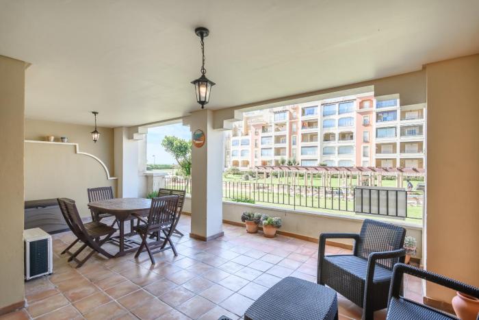 Los Cisnes by Ĥ - Playa de los Haraganes HLHC202P259