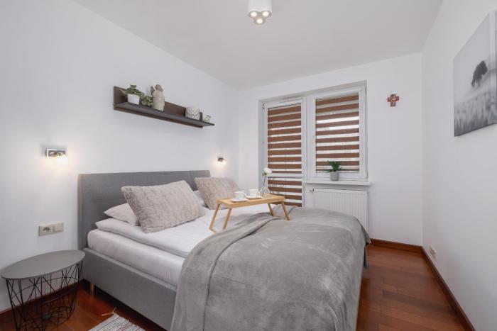 Dworska Modern Apartment in Zabrze by Rent like home
