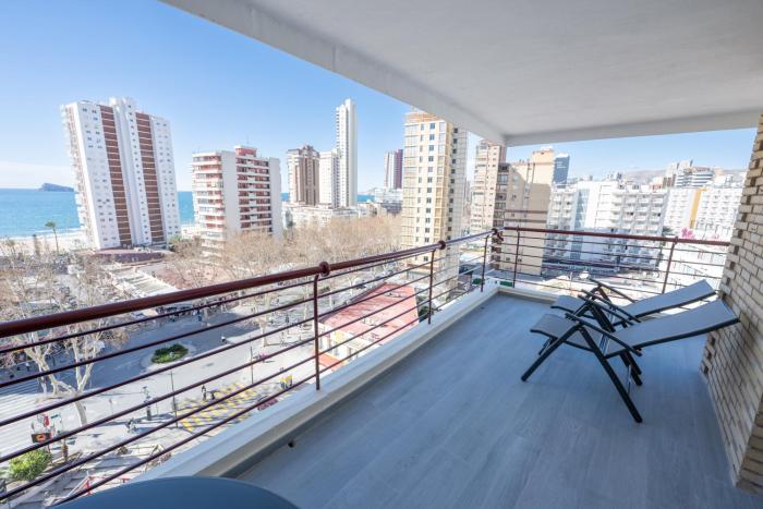 Apartamento con terraza a 1 minuto de la playa