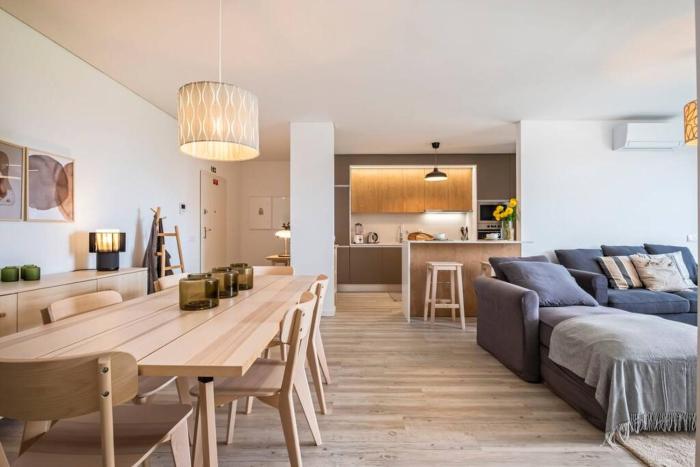 CENTRAL LOCATION - WITH POOL