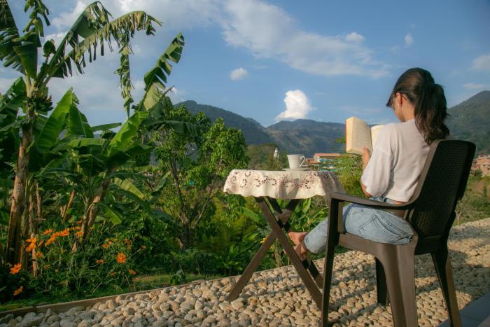 loft grupo y parejas AZUCENAS