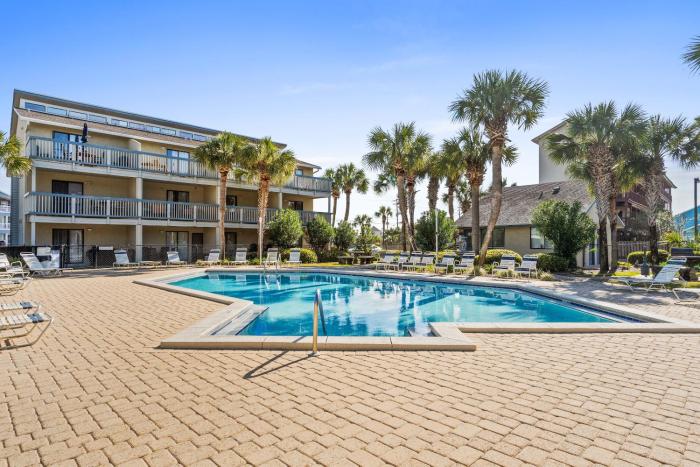 Sunswept by Panhandle Getaways