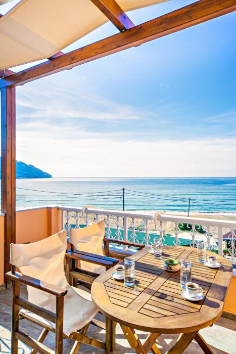 Romeo Seaside Luxury Suite