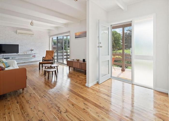 Surf Beach Retreat managed by Batemans Bay Accom