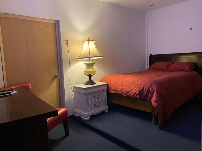 Renta de habitacióncama matrimonial