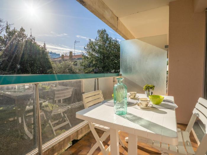 Studio Eugénie-4 by Interhome