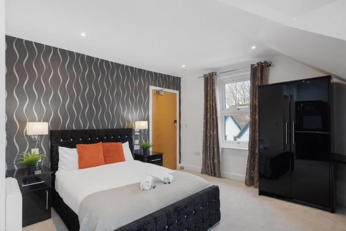 Modern city centre studio apartment