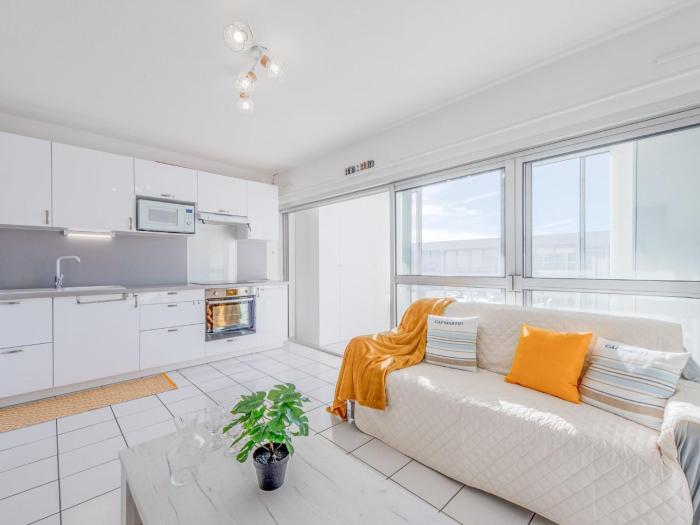 Apartment Grand Bleu by Interhome