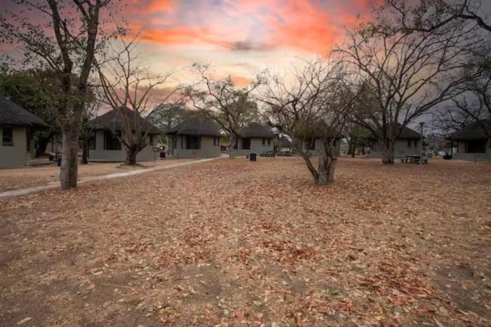 Africa Self Catering Chalets - Manyeleti