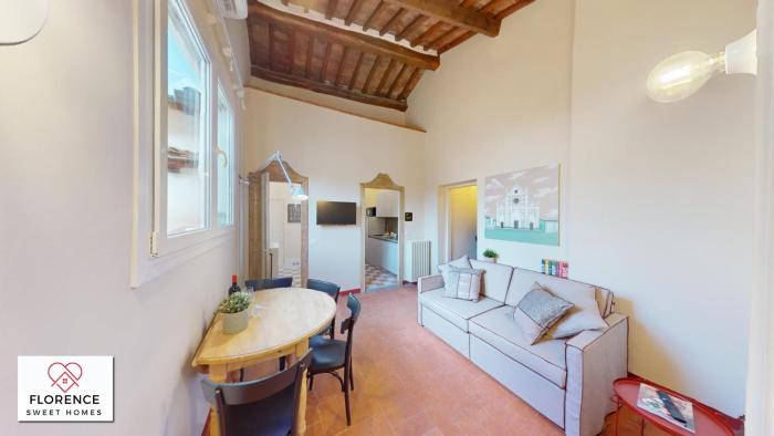 Santa Croce Historical Apartment by Florence Sweet Homes