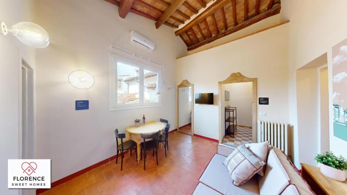 Santa Croce Historical Apartment by Florence Sweet Homes