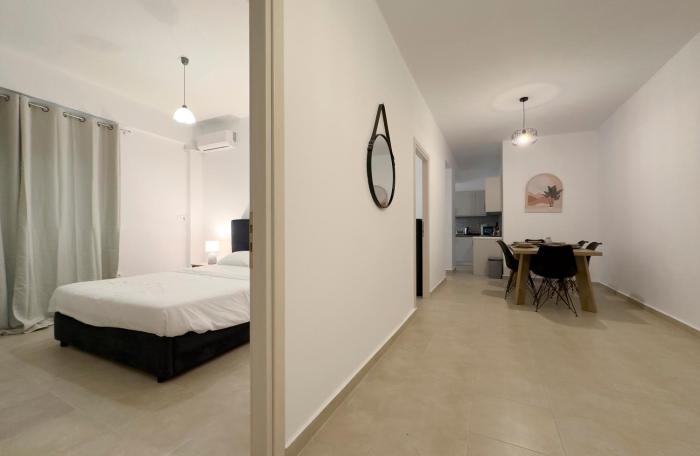 Glenvar Heights A2 Spacious apt in Paleo Faliro