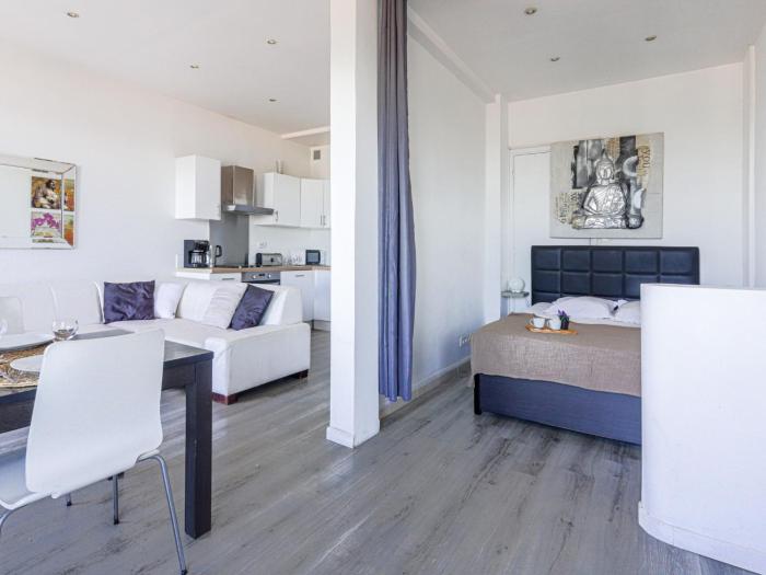 Studio La Joconde by Interhome