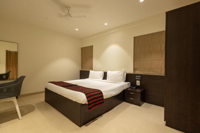 Freesia Residency by Express Inn