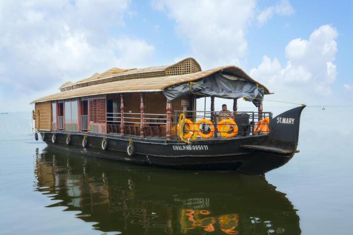 St. Mary Houseboat