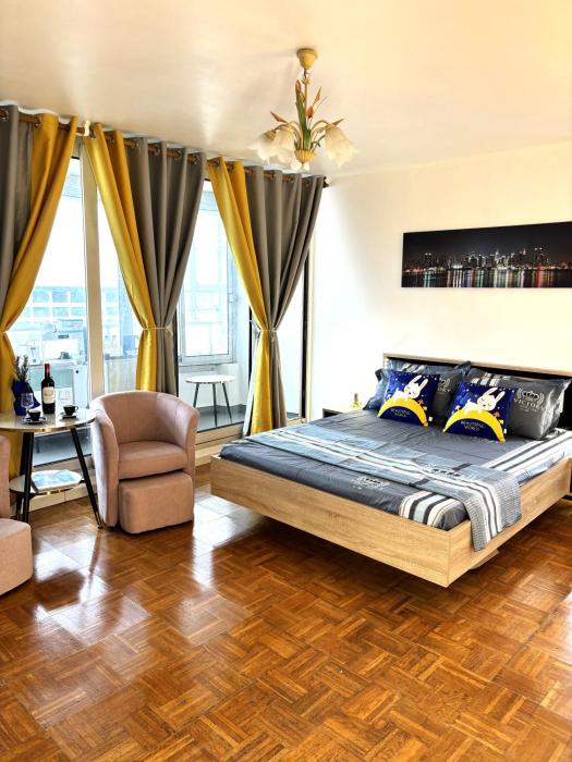 Chambre Arena Porte La Chapelle