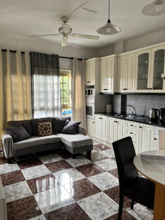 Cosy apartment near the ocean