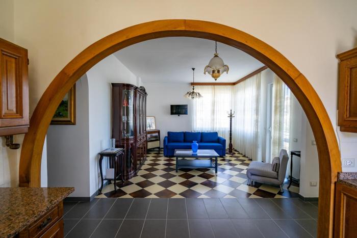 +61 Lounge Apartment