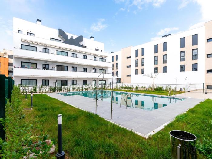 Holi-Rent Pobladores