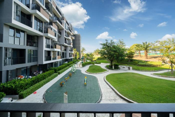 Laguna BangTao Beach Skypark Apartment