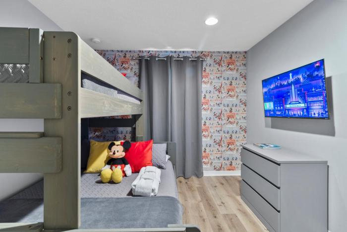 Disney Area 3BR Townhouse with Spa & Pool Access