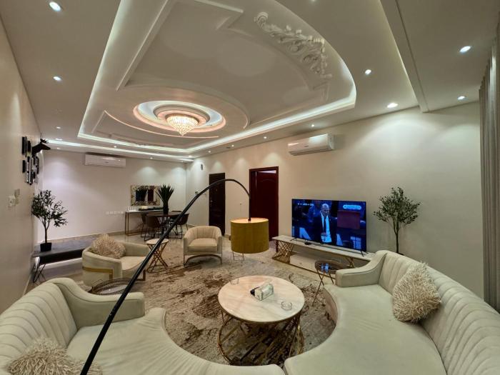 شقة فاخرة غرفتين وصالة النرجس ١٩