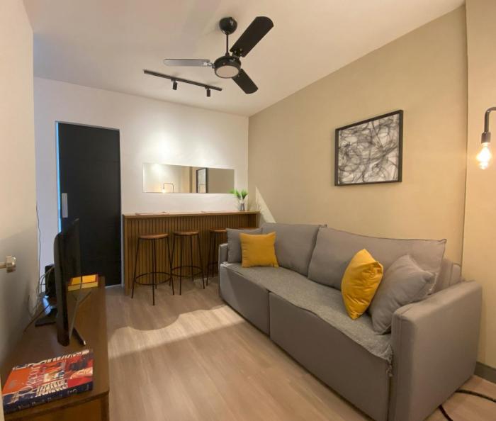 Apto 1 quarto, Centro, Cambuí, Guanabara, 1 vaga garagem, prox. a mercado, academia, hospital